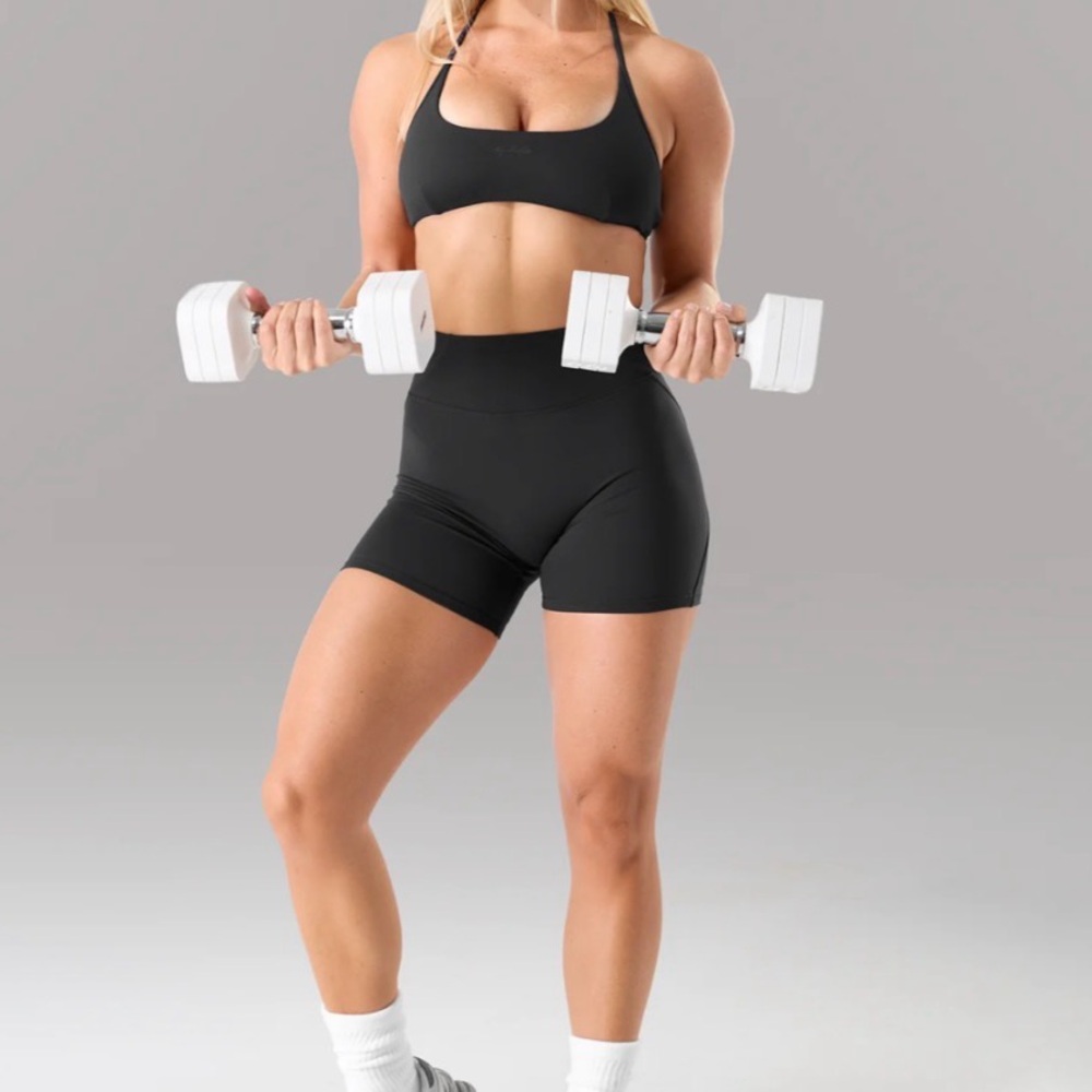 Alphalete AURA ULTRA-HIGH RISE SHORT